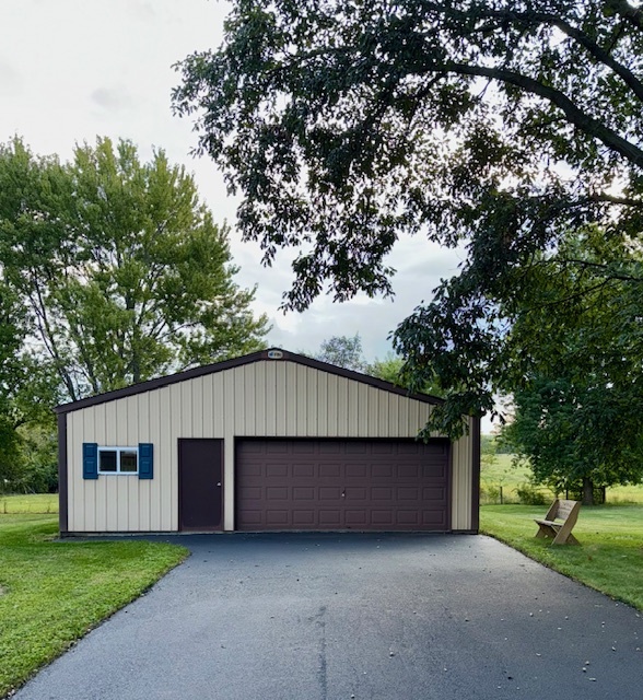 18505 Clark Road, Lowell, IN 46356