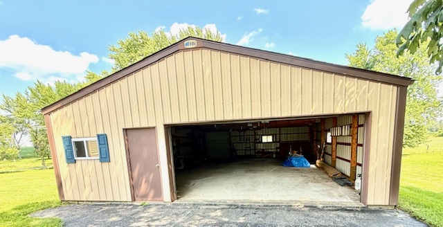 18505 Clark Road, Lowell, IN 46356