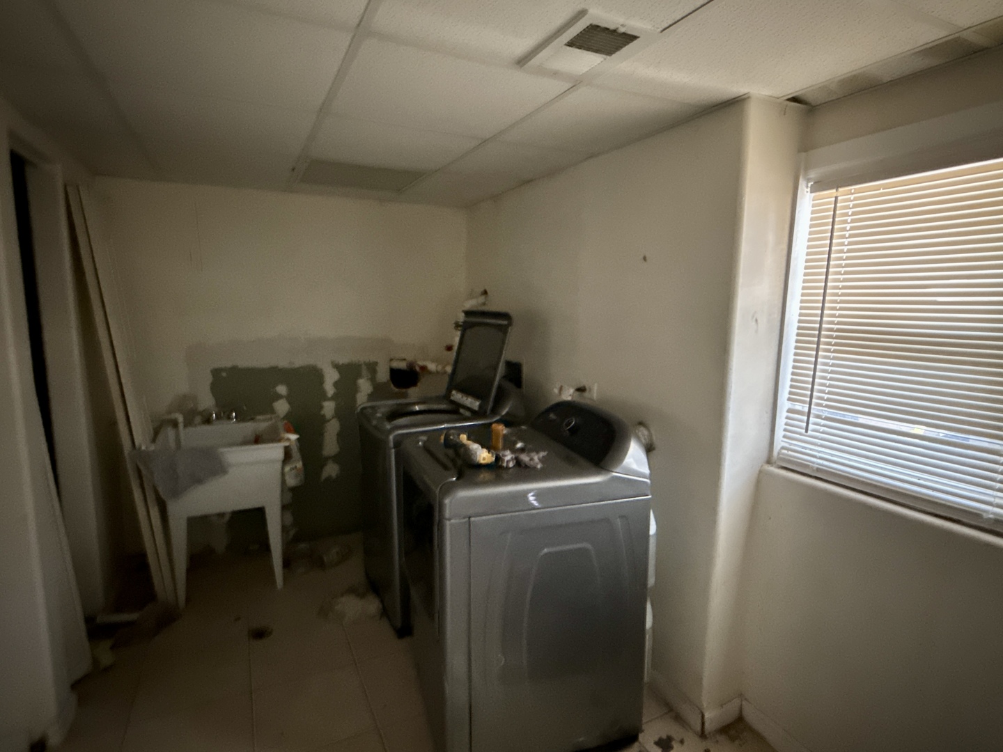 16306 Park Avenue, Markham, IL 60426