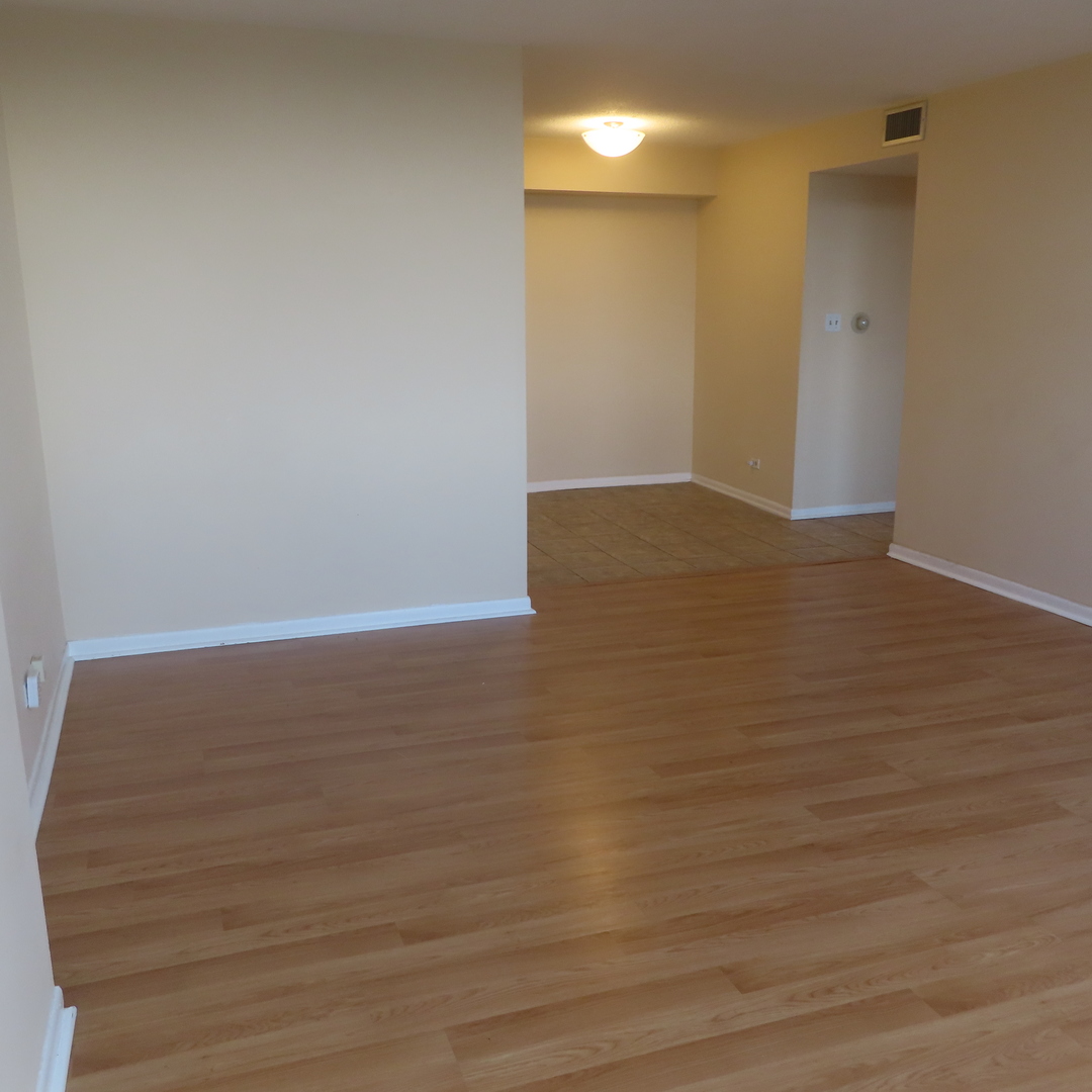 7234 W North Avenue #1008, Elmwood Park, IL 60707