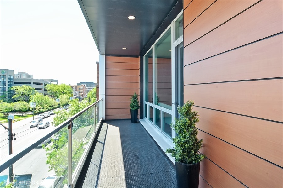 1444 N Western Avenue #3N, Chicago, IL 60622