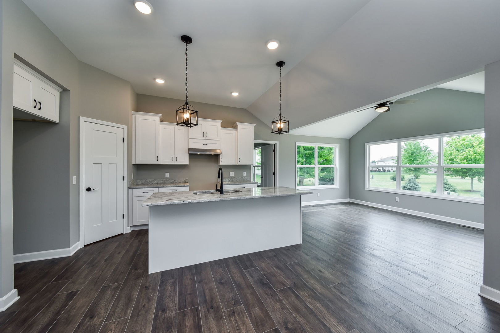 232 Windham Circle, Yorkville, IL 60560