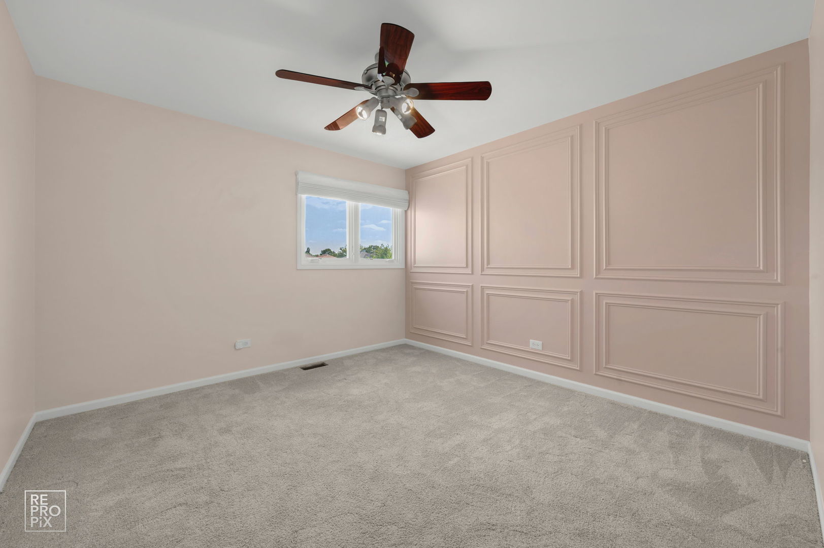 16218 Princeton Avenue, Tinley Park, IL 60477