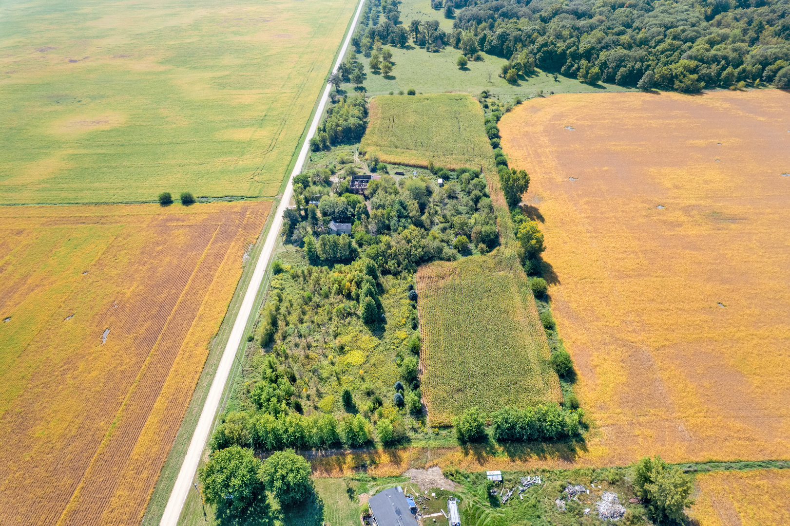 4263 E 16th Road, Earlville, IL 60518