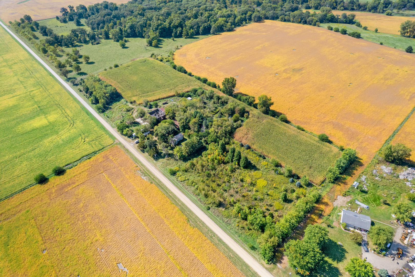 4263 E 16th Road, Earlville, IL 60518