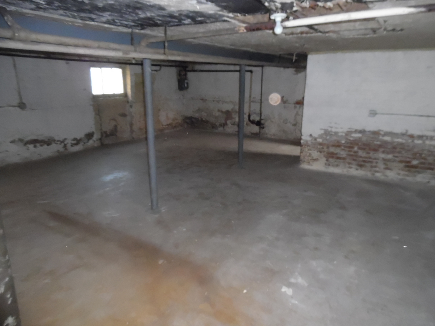8211 S Morgan Street, Chicago, IL 60620