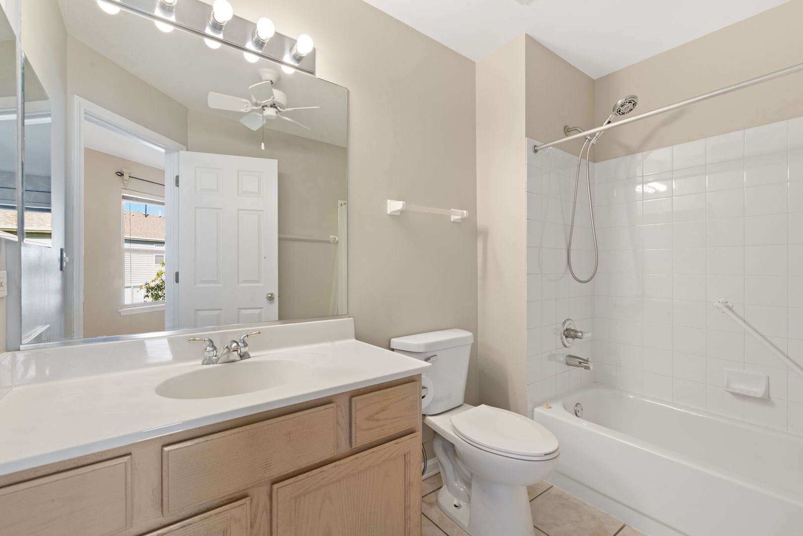 1576 E Citadel Court, Palatine, IL 60067