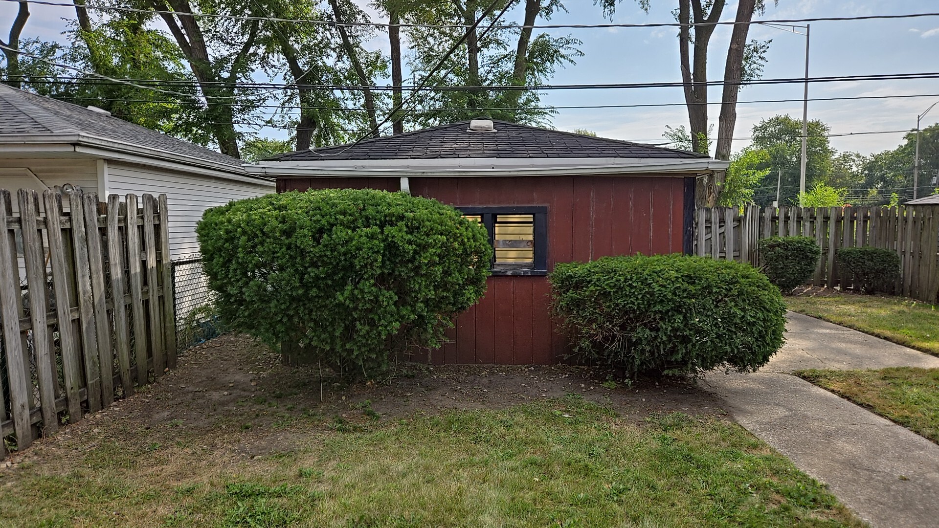 413 Greenbay Avenue, Calumet City, IL 60409