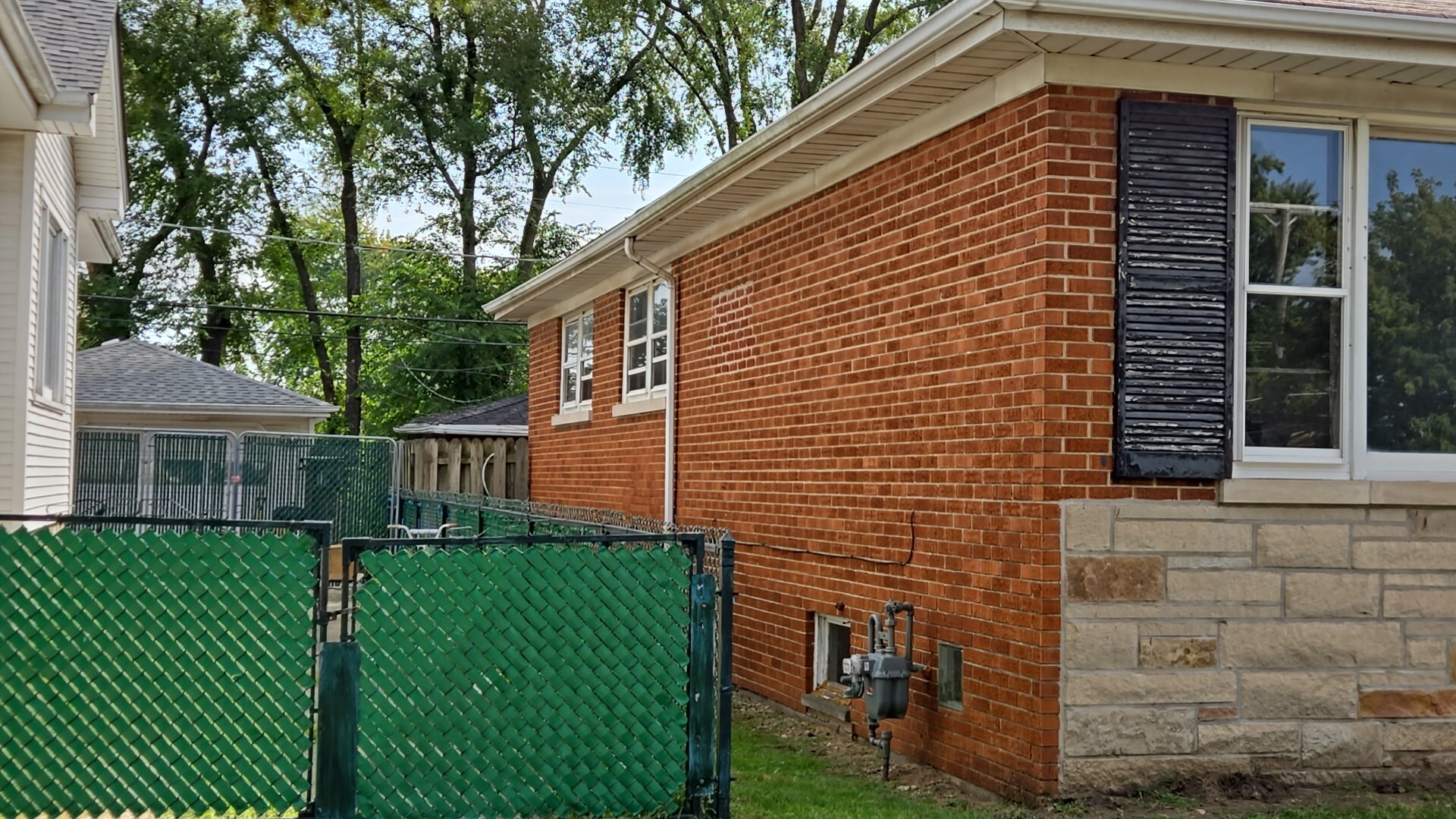 413 Greenbay Avenue, Calumet City, IL 60409