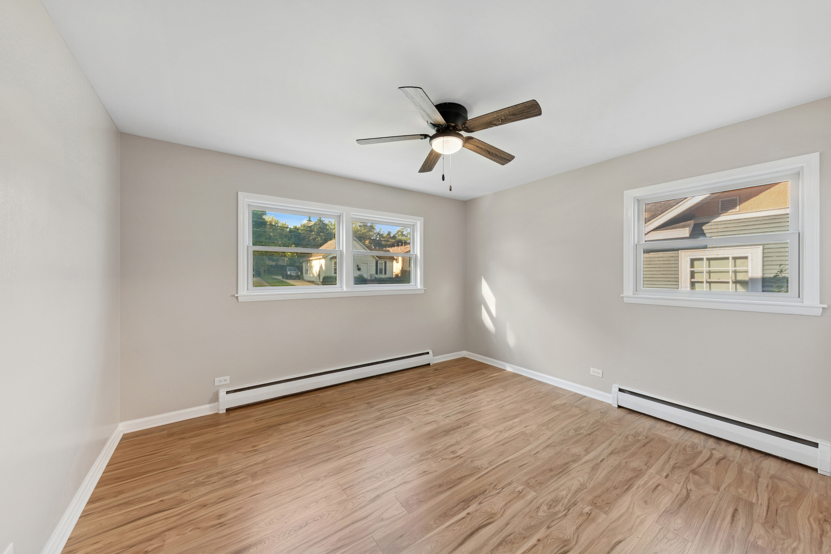 140 Newberry Avenue #A, Libertyville, IL 60048