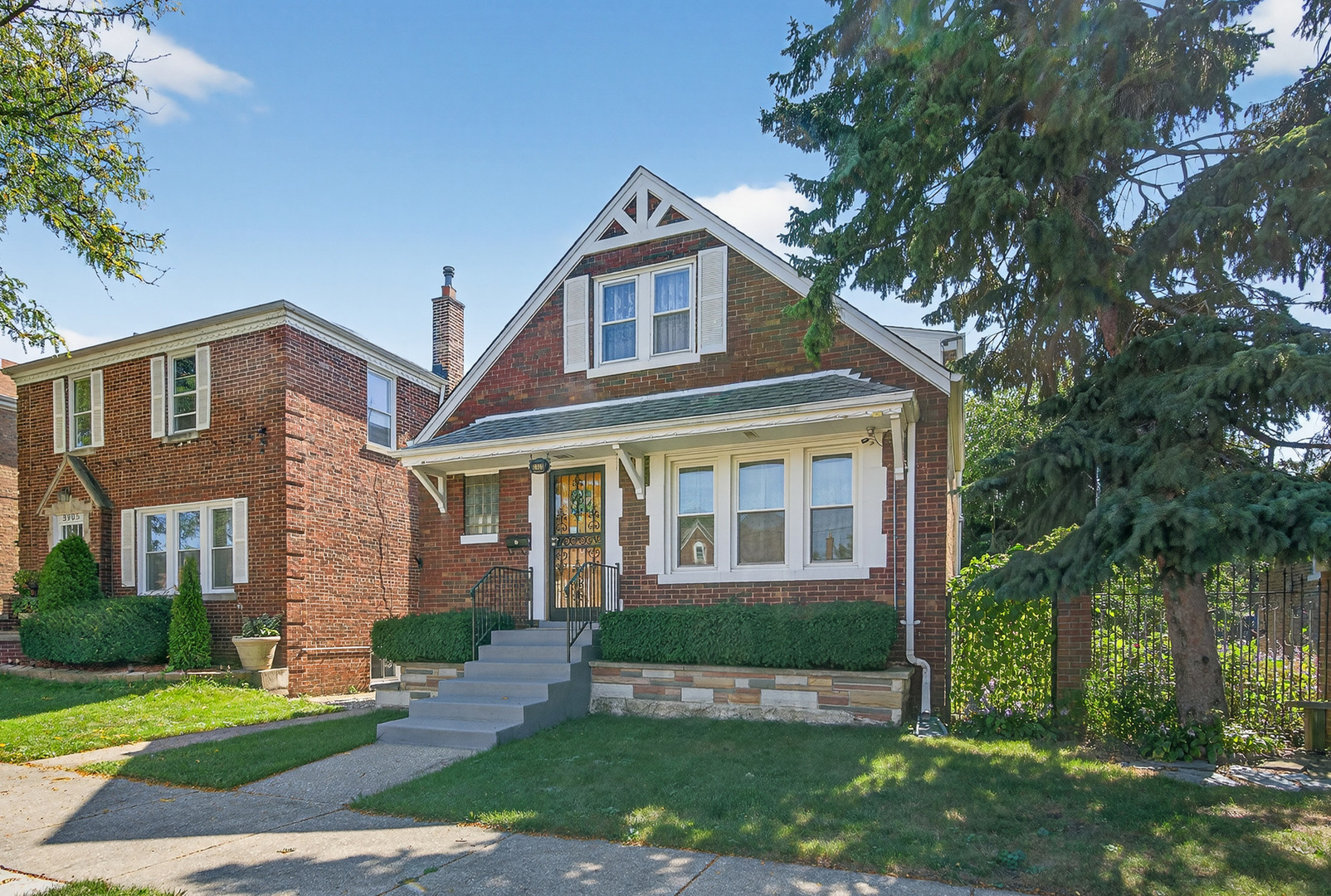 3909 W 60th Place, Chicago, IL 60629