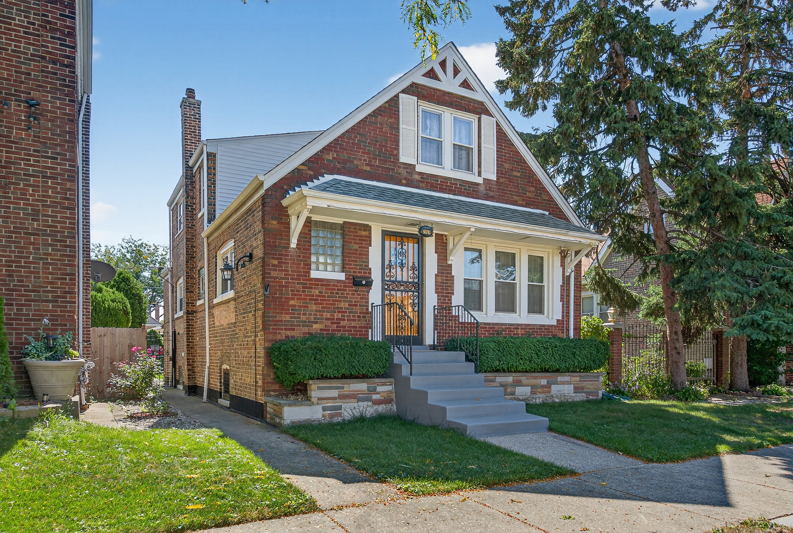 3909 W 60th Place, Chicago, IL 60629