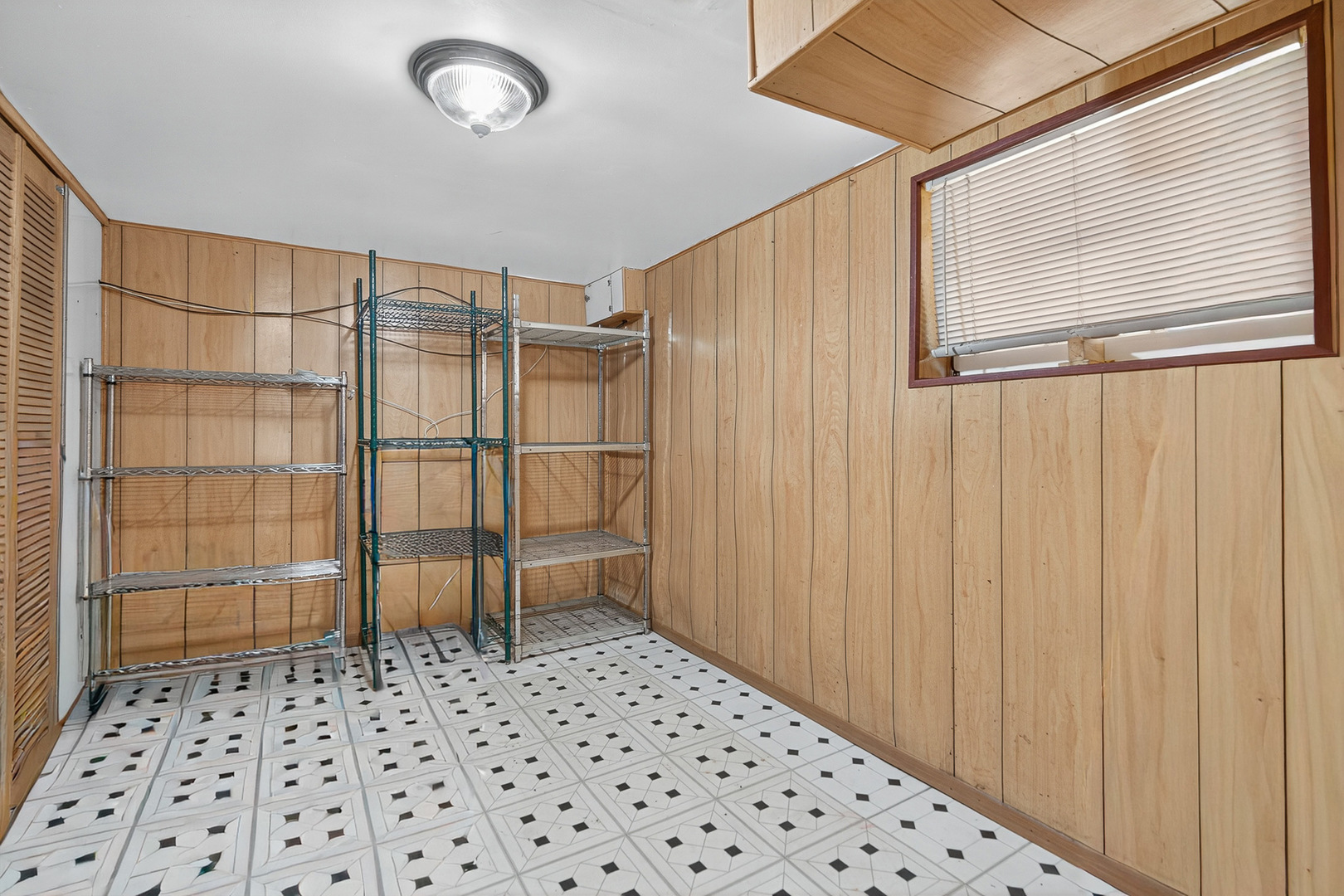 3909 W 60th Place, Chicago, IL 60629