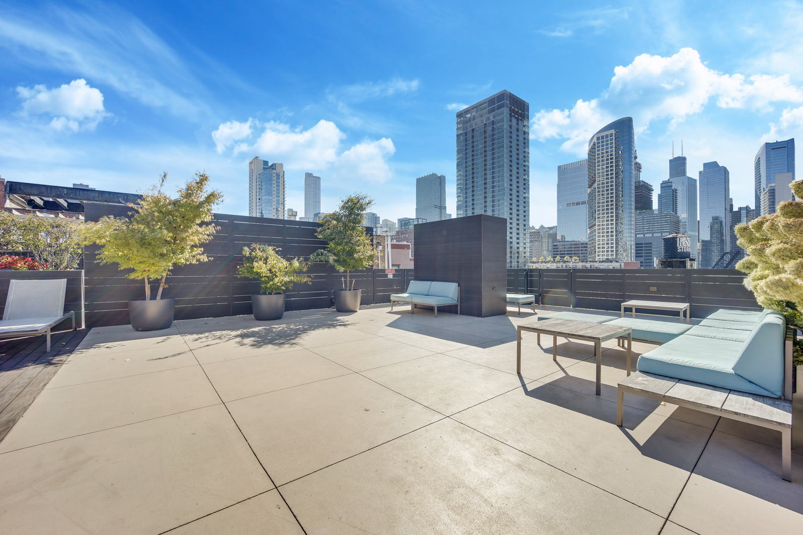 411 W ONTARIO Street #426, Chicago, IL 60654
