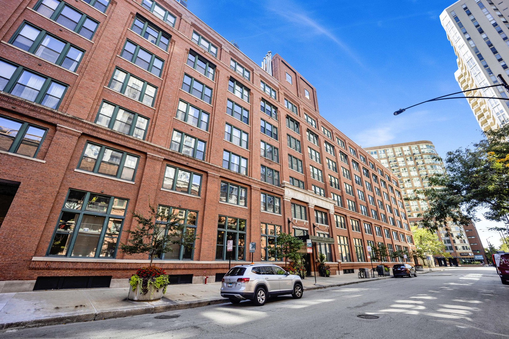 411 W ONTARIO Street #426, Chicago, IL 60654