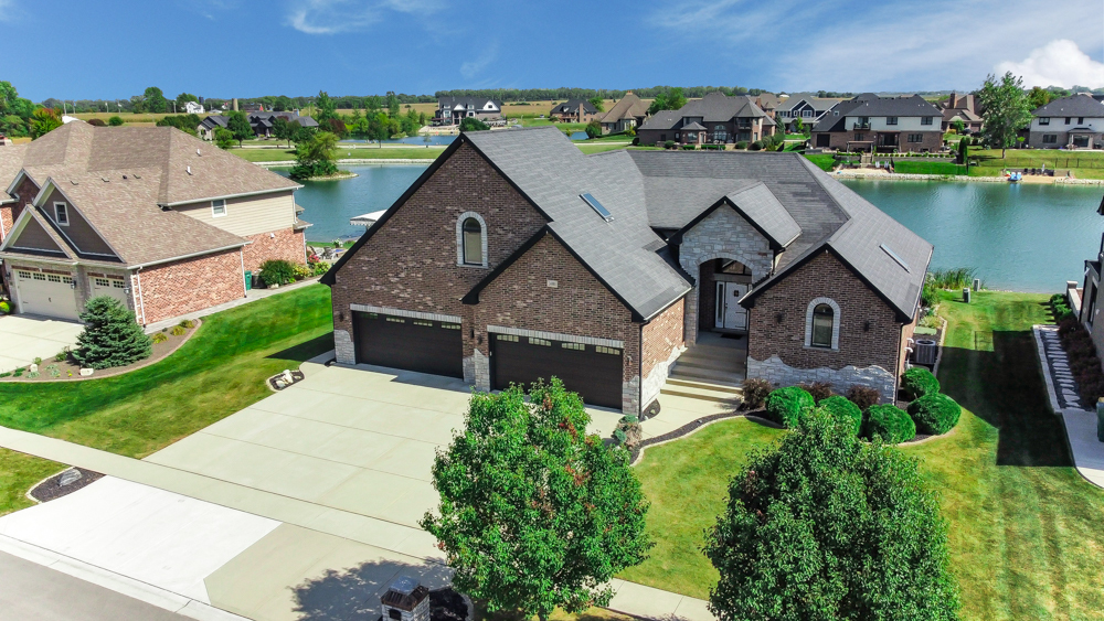 24001 S Sunset Lakes Drive, Manhattan, IL 60442