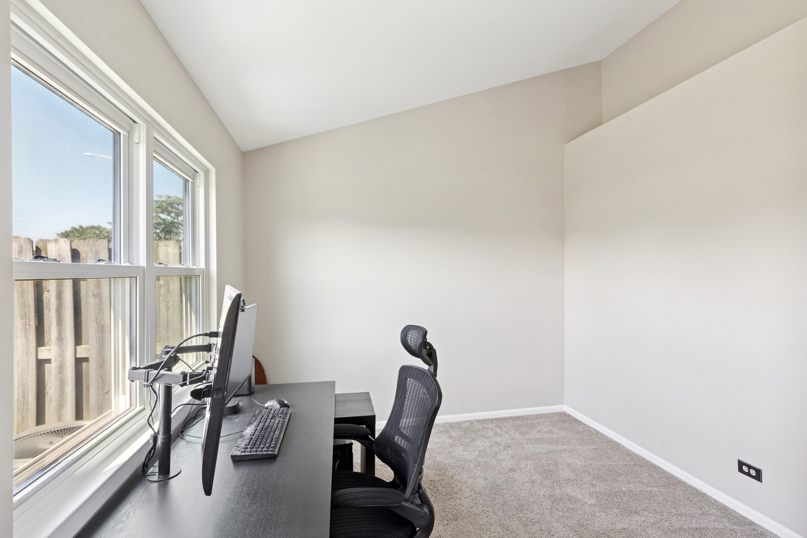 3926 Newport Way #51C1, Arlington Heights, IL 60004