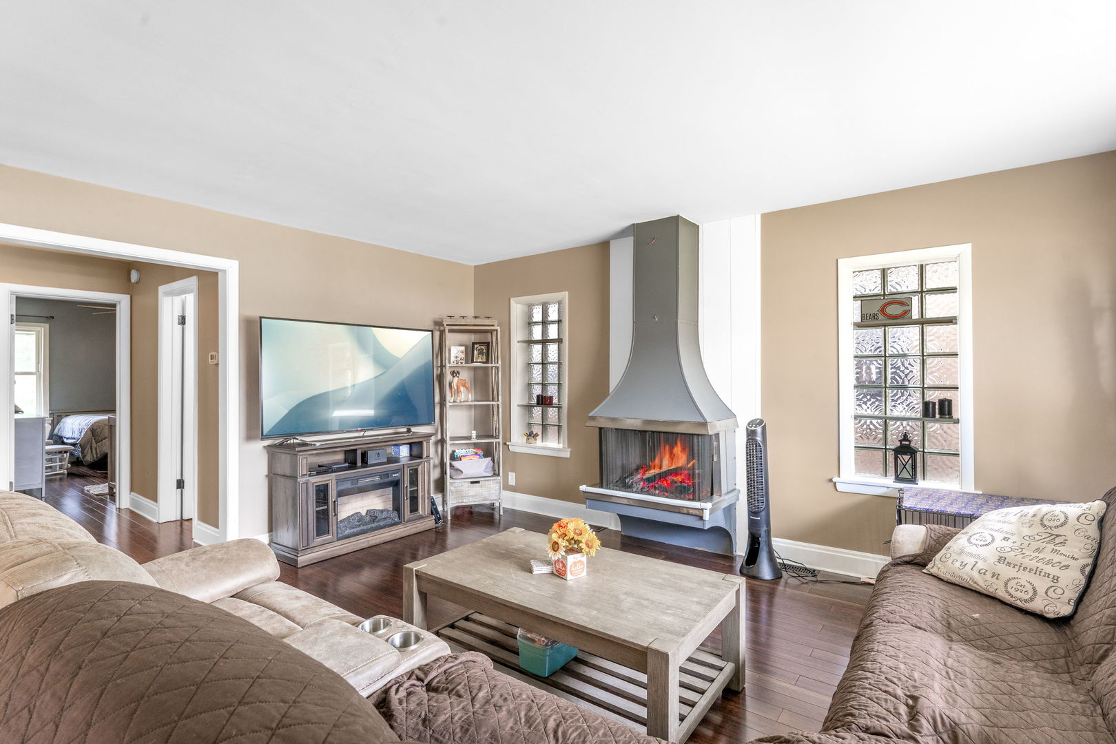 11325 S Homan Avenue, Chicago, IL 60655