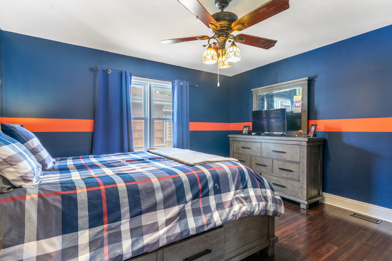 11325 S Homan Avenue, Chicago, IL 60655