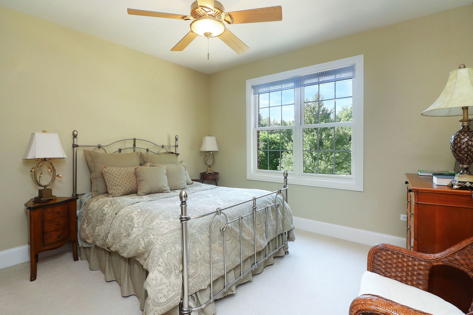 616 Driftwood Court, Naperville, IL 60540