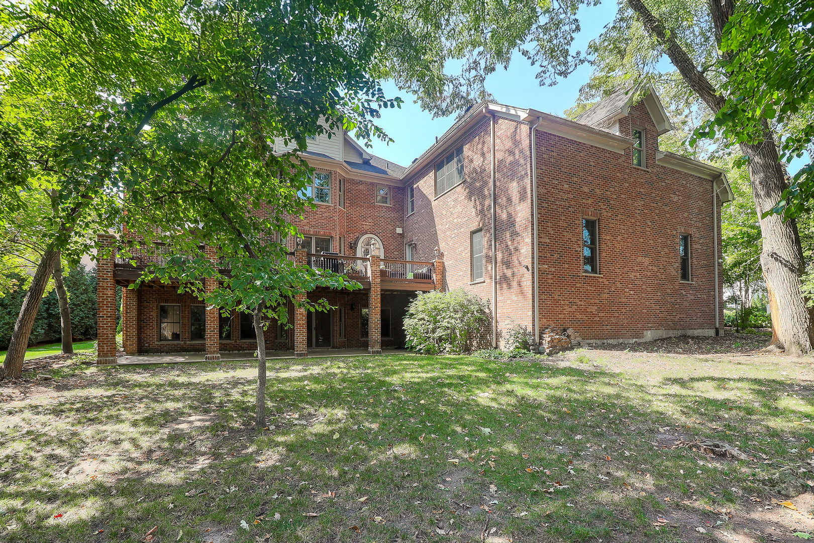 616 Driftwood Court, Naperville, IL 60540