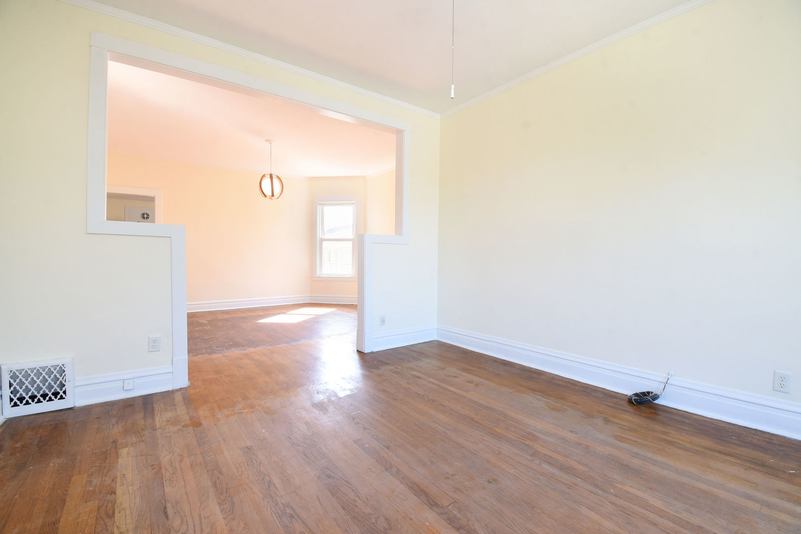 2323 N Kilbourn Avenue, Chicago, IL 60639