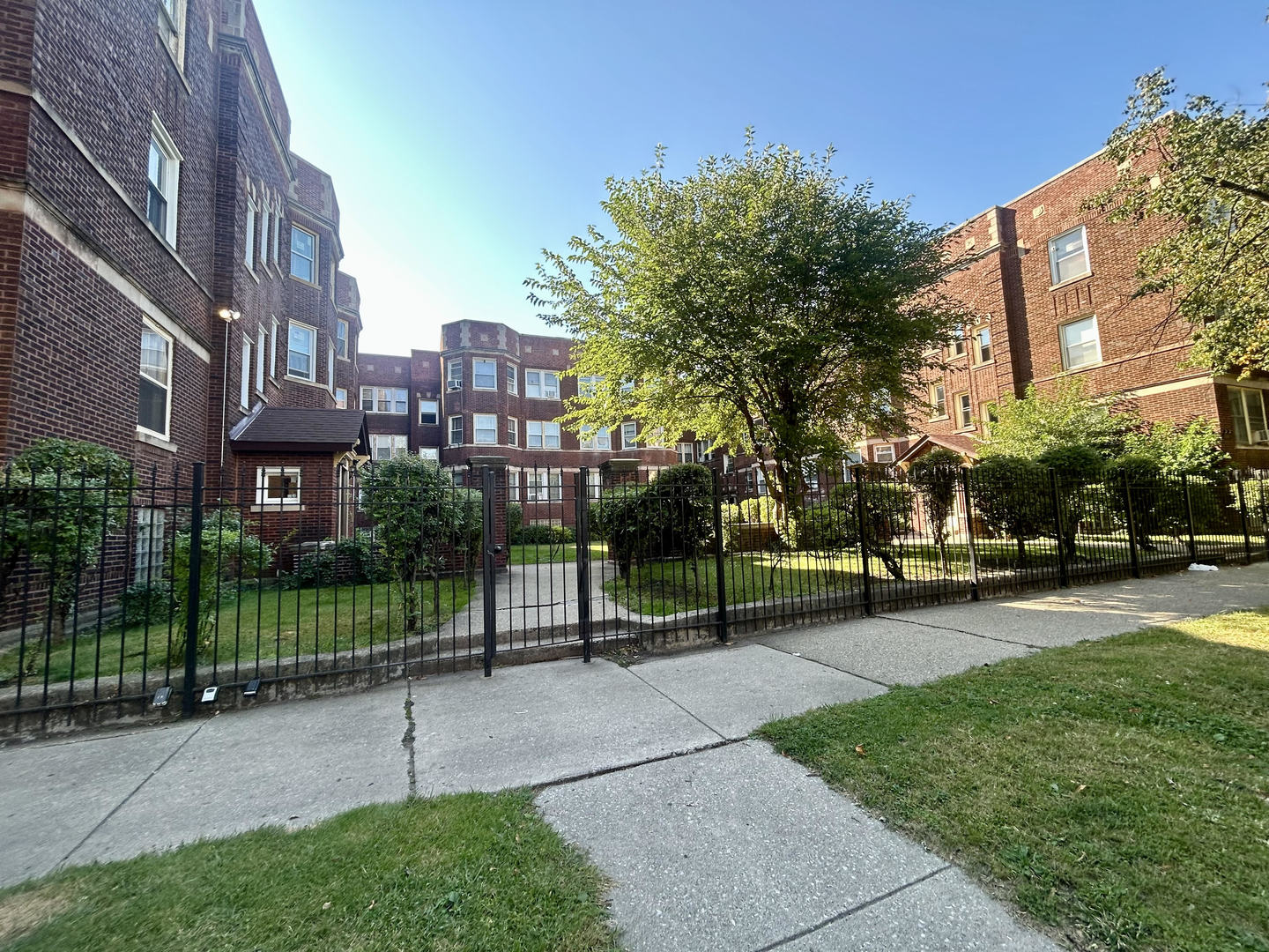 6634 S Greenwood Avenue #1A, Chicago, IL 60637