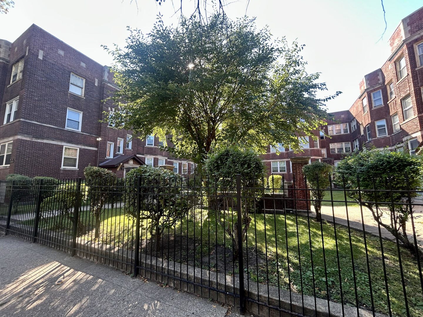 6634 S Greenwood Avenue #1A, Chicago, IL 60637