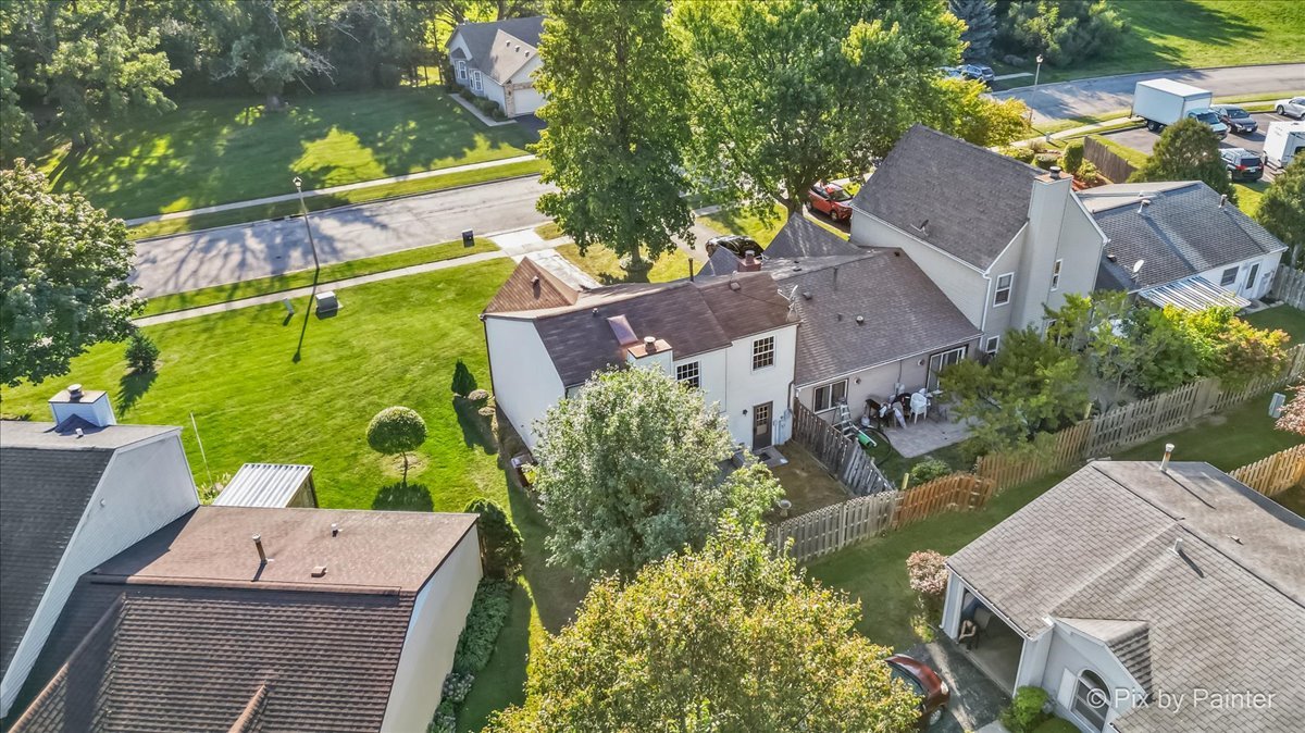 1131 Pond Point Road, Woodstock, IL 60098