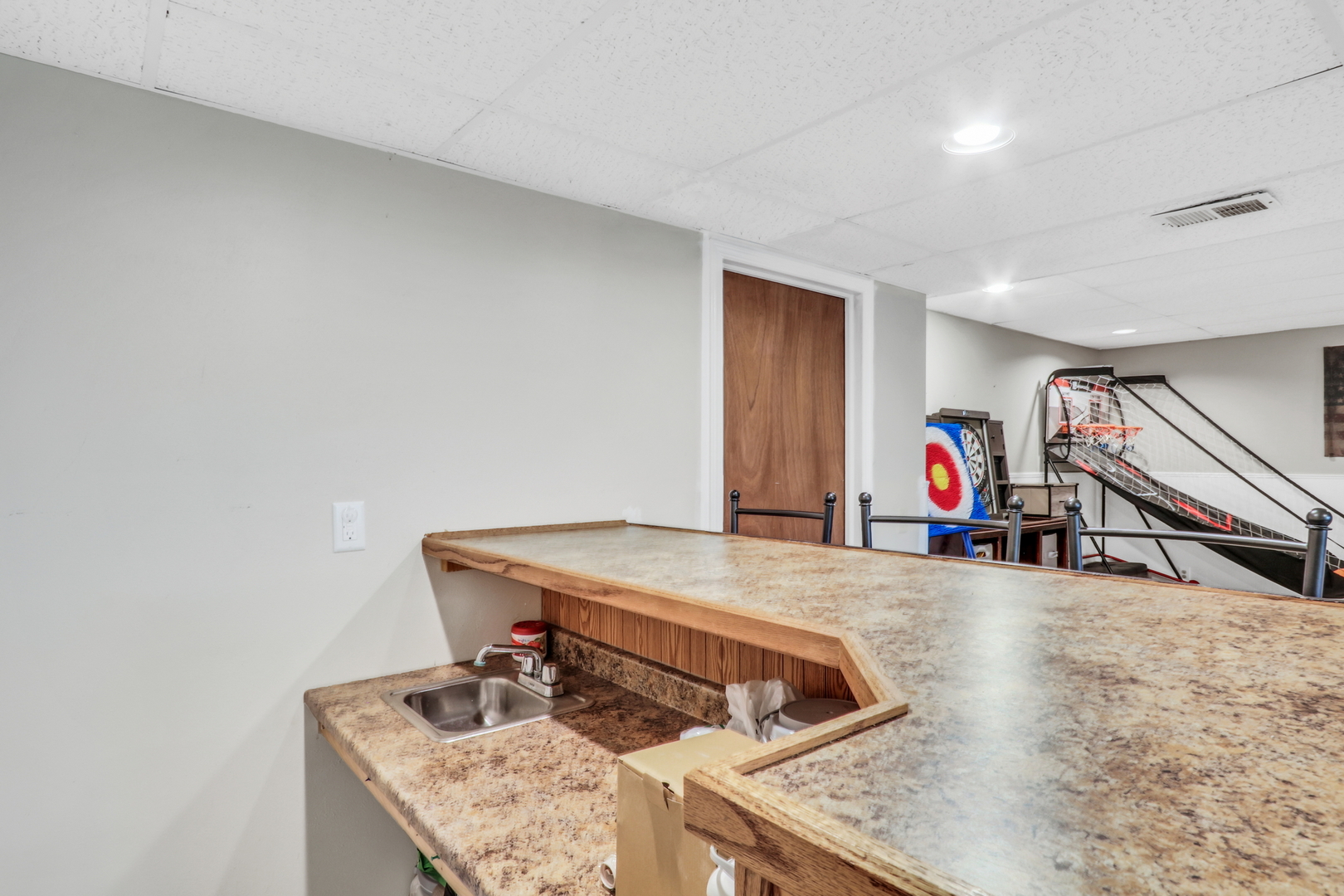 27435 93rd Street, Salem, WI 53168