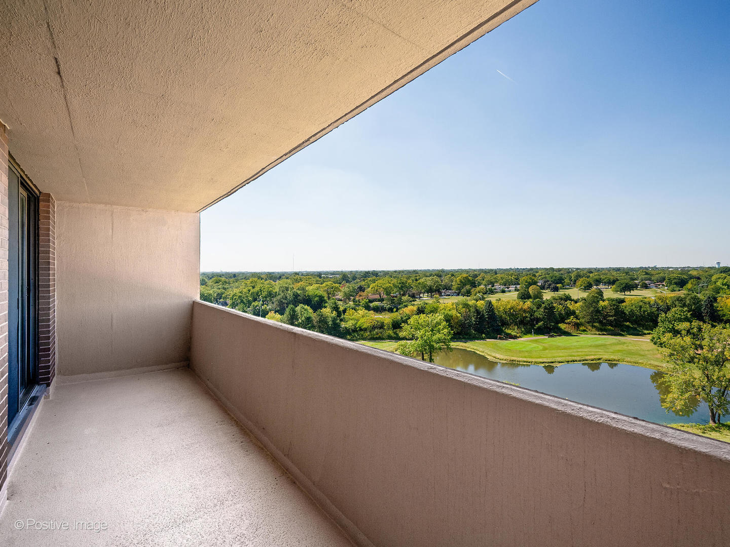 465 W Dominion Drive #909, Wood Dale, IL 60191