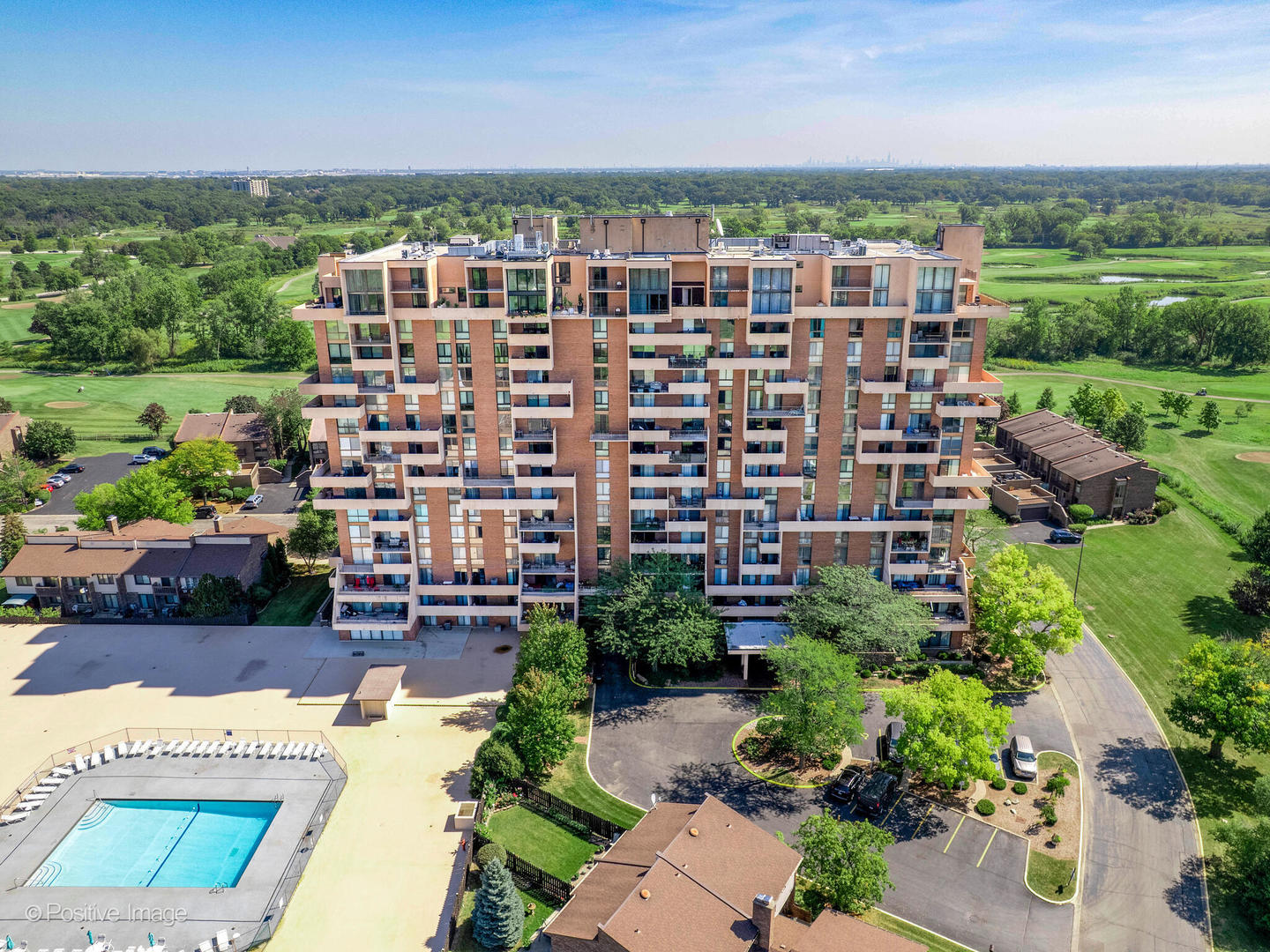 465 W Dominion Drive #909, Wood Dale, IL 60191