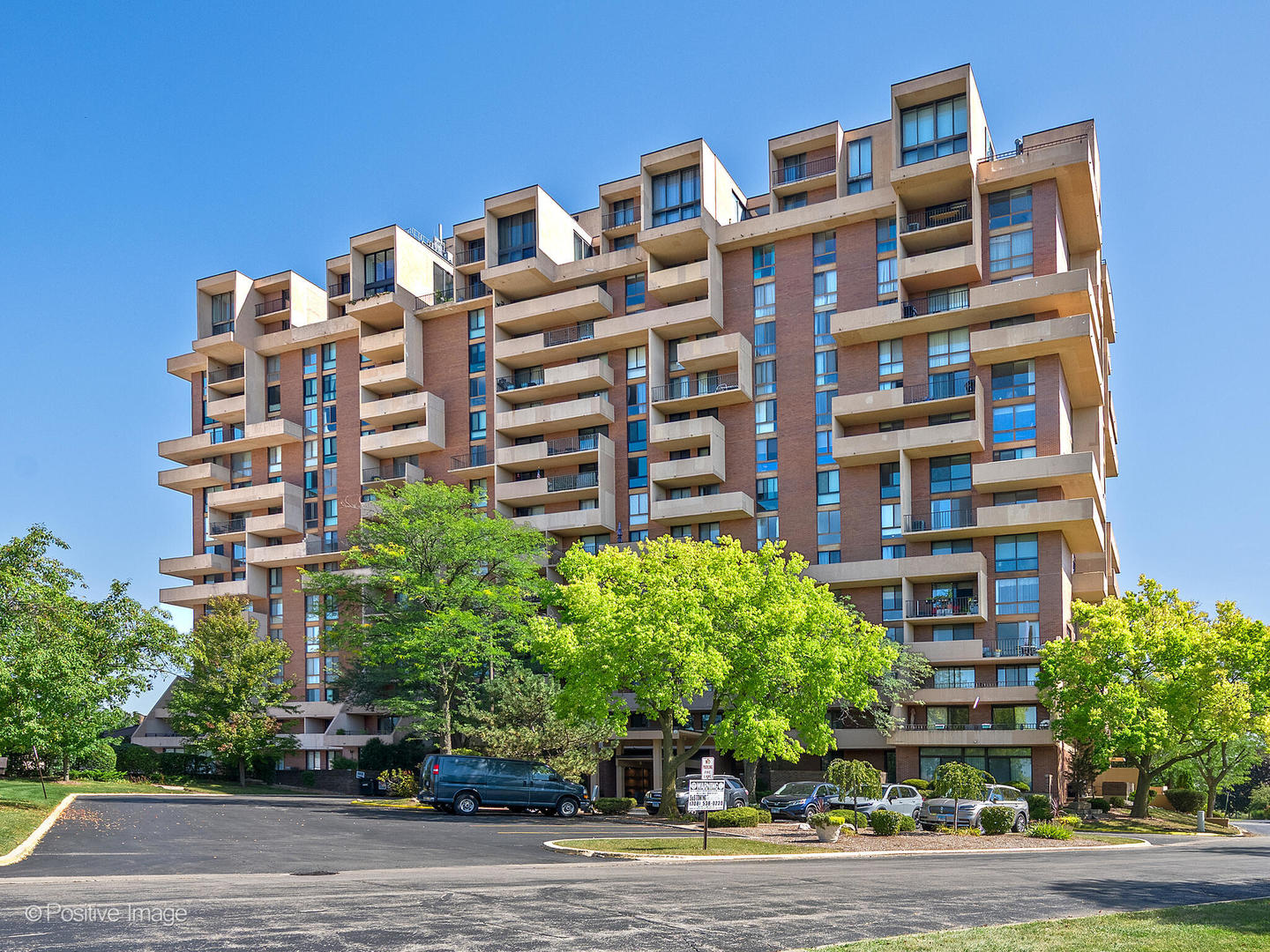 465 W Dominion Drive #909, Wood Dale, IL 60191