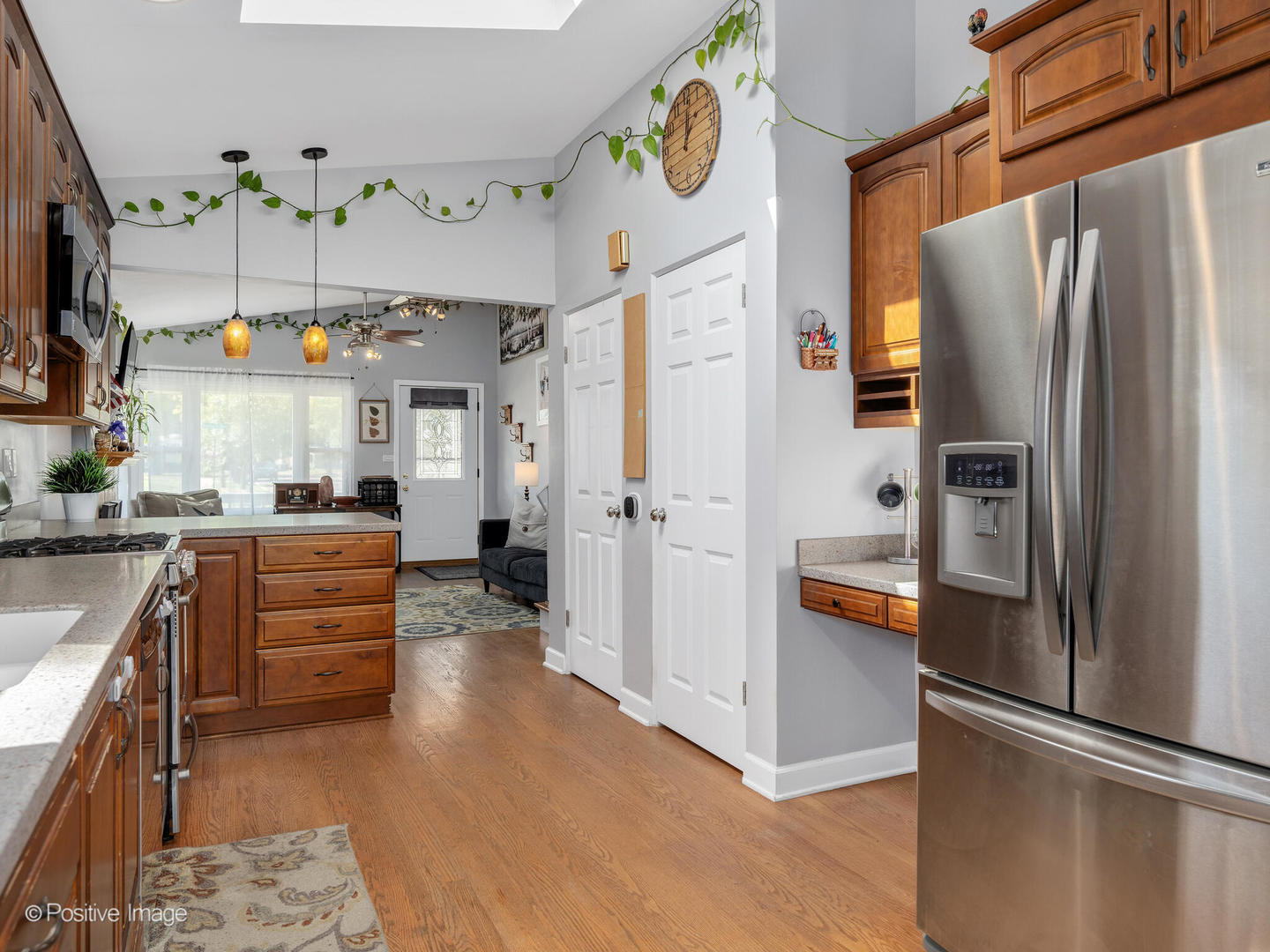 1053 S Norbury Avenue, Lombard, IL 60148