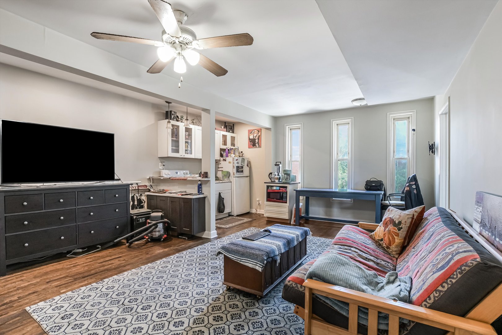 5481 N Northwest Highway, Chicago, IL 60630