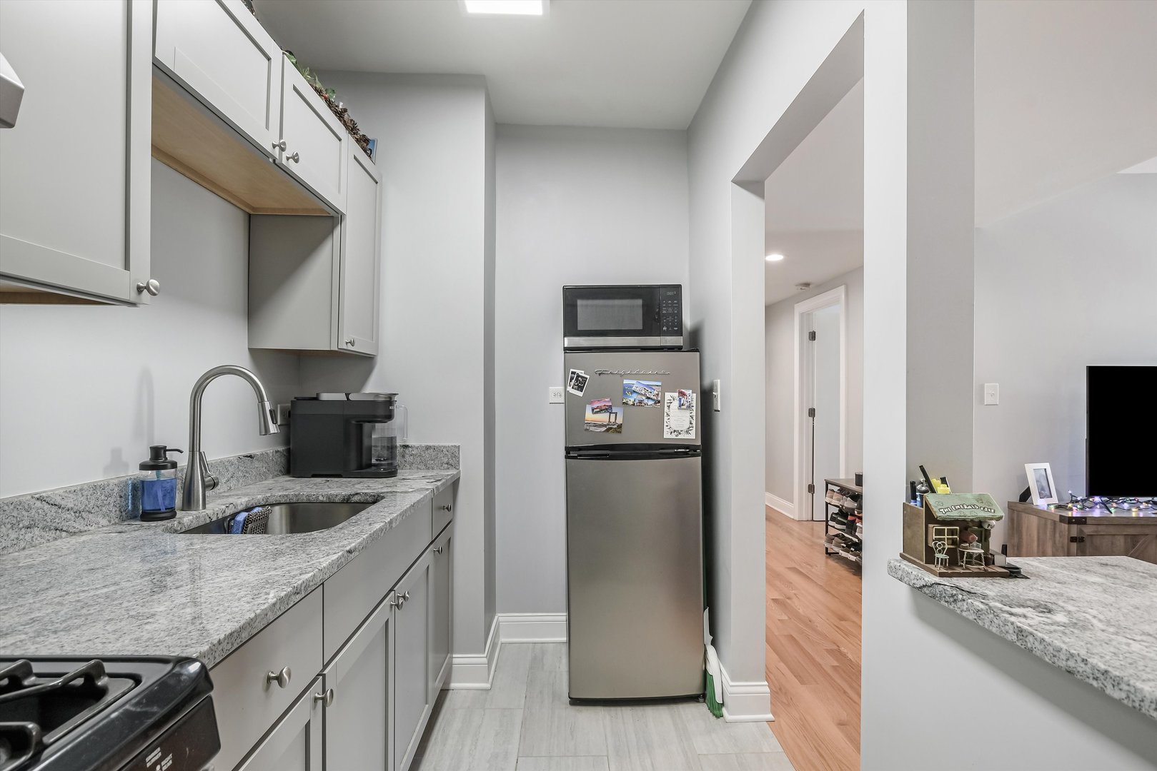 5481 N Northwest Highway, Chicago, IL 60630