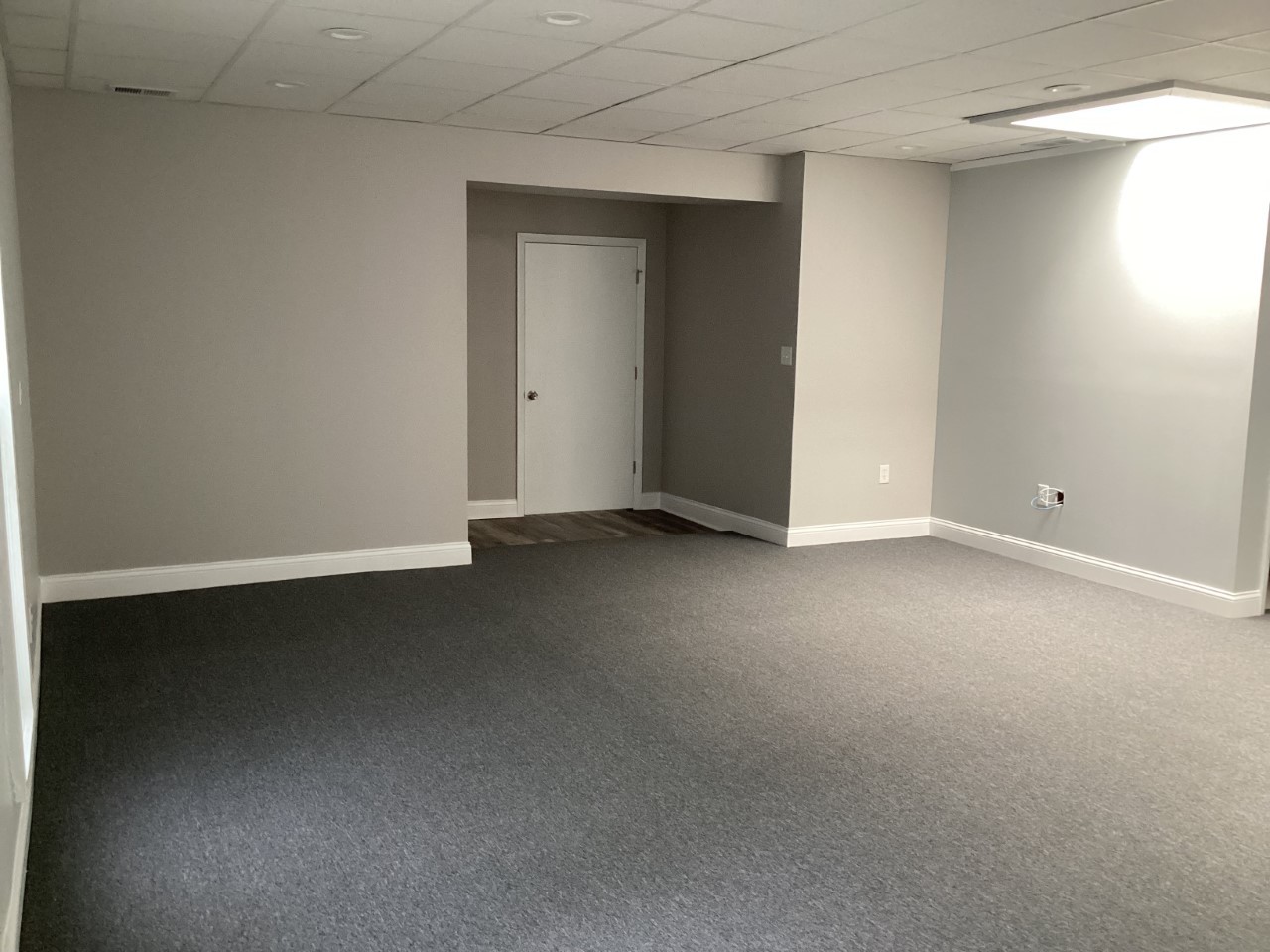 5481 N Northwest Highway, Chicago, IL 60630