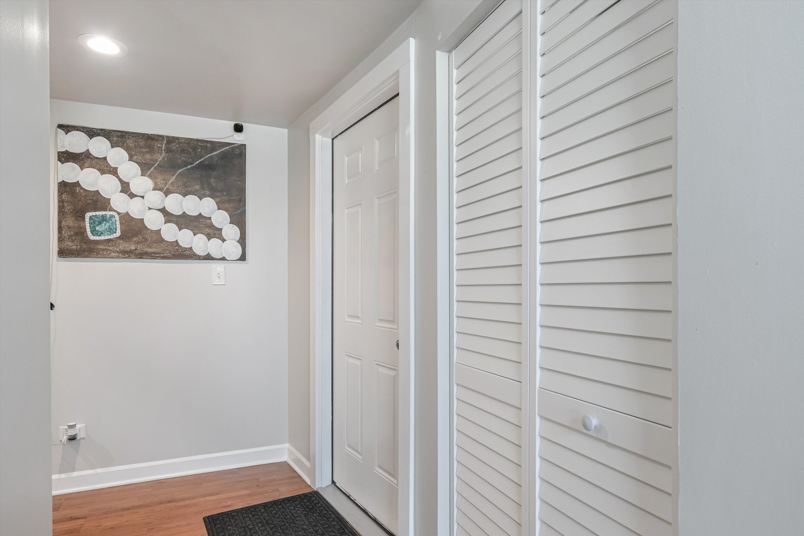 5481 N Northwest Highway, Chicago, IL 60630