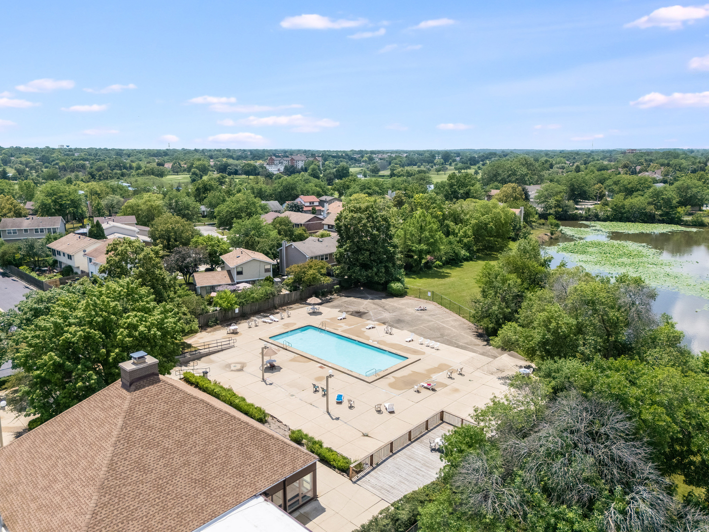 1500 Robin Circle #410, Hoffman Estates, IL 60169