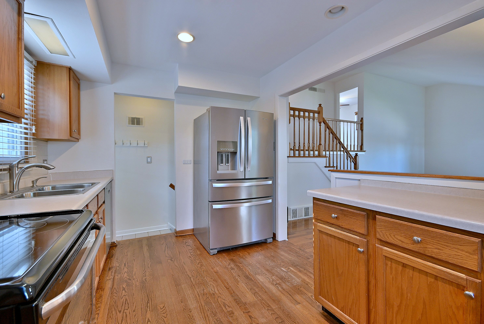 396 E Park Avenue, Elmhurst, IL 60126