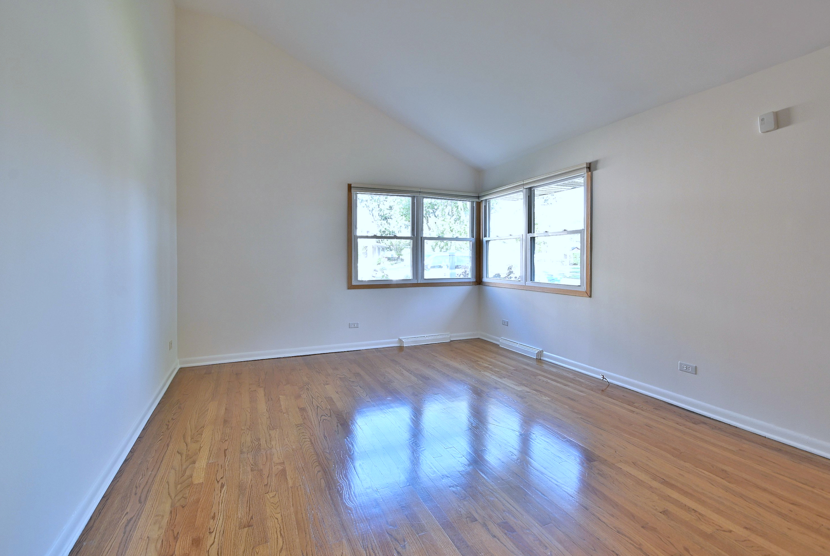 396 E Park Avenue, Elmhurst, IL 60126