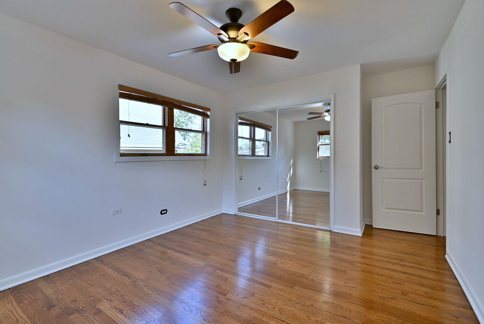 396 E Park Avenue, Elmhurst, IL 60126