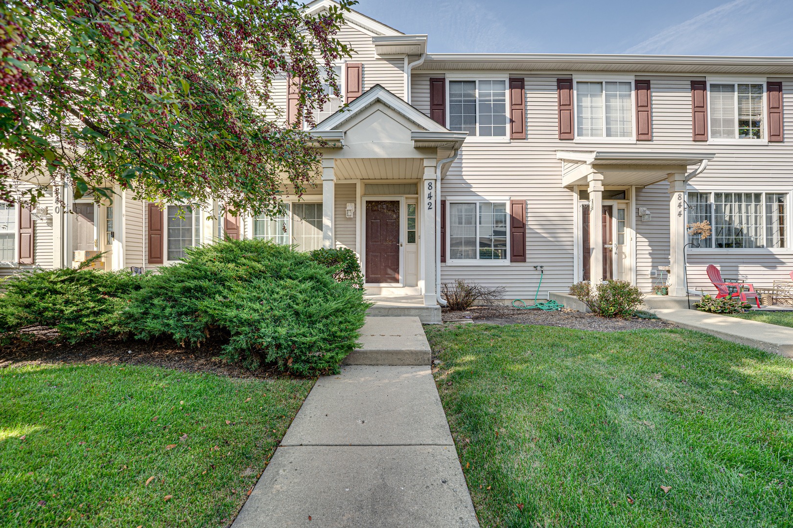 842 County Line Road #842, Aurora, IL 60502