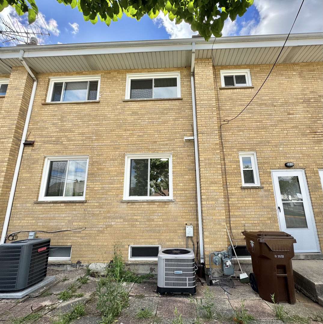 4603 Main Street #B, Skokie, IL 60076