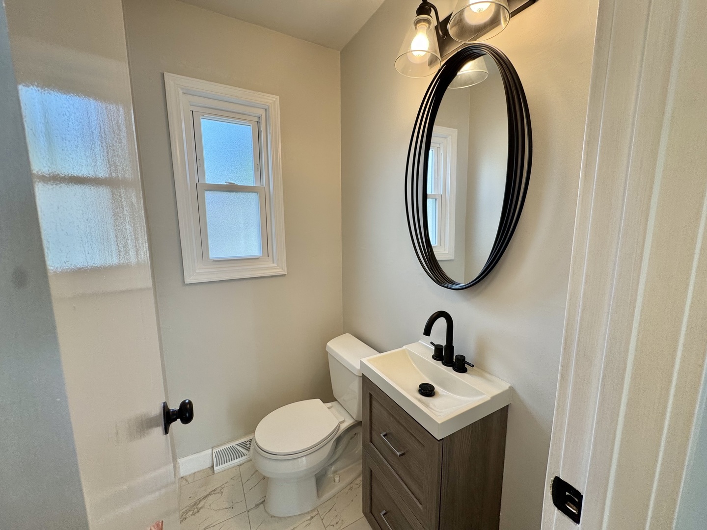 4603 Main Street #B, Skokie, IL 60076