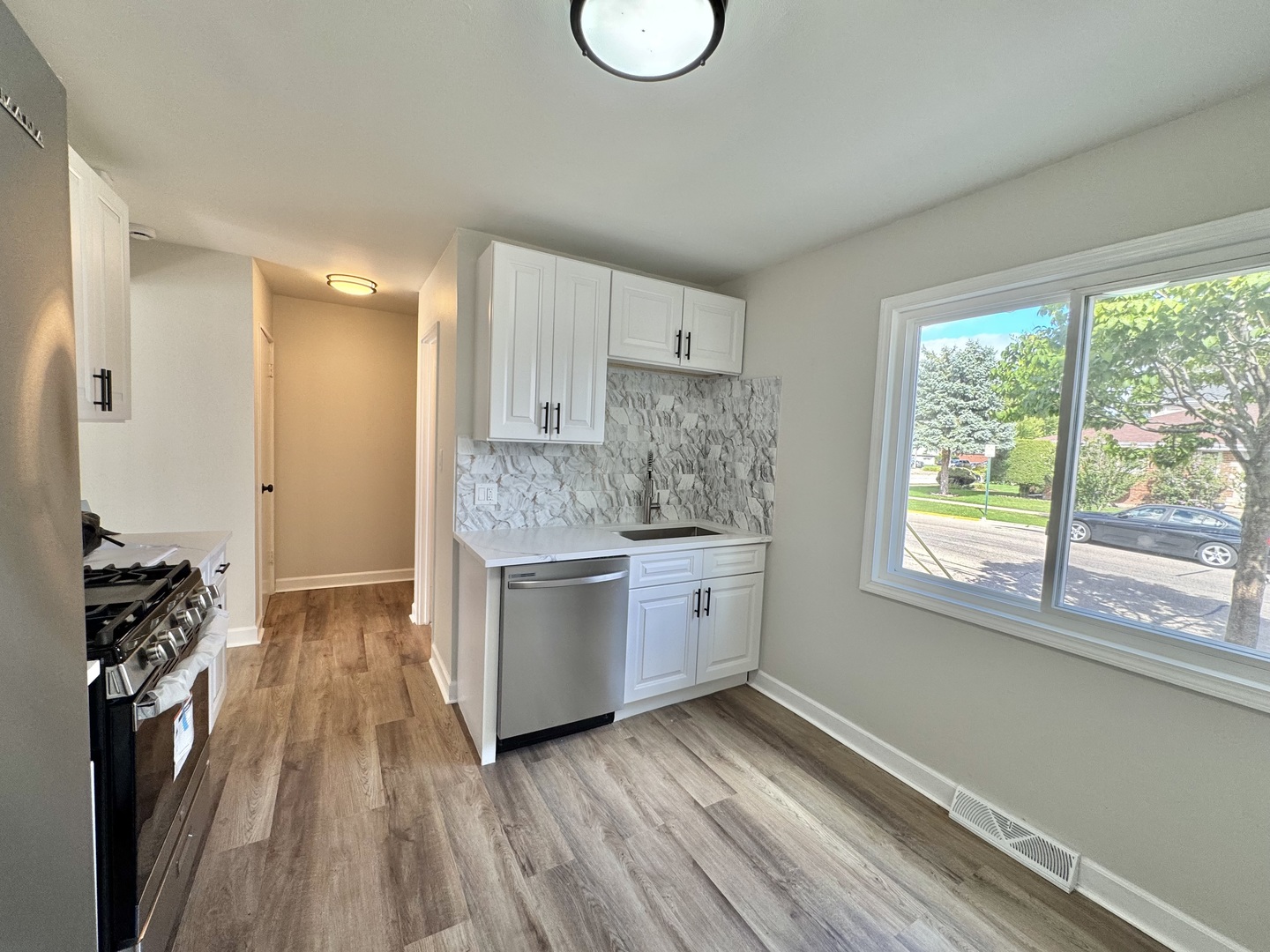 4603 Main Street #B, Skokie, IL 60076