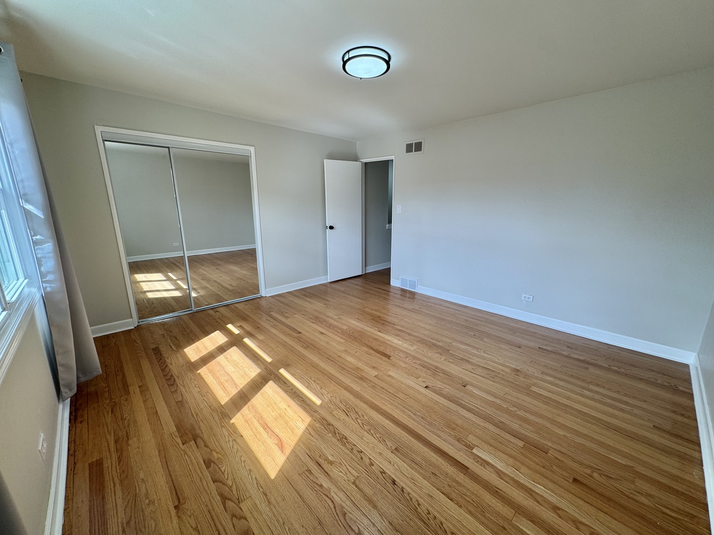 4603 Main Street #B, Skokie, IL 60076