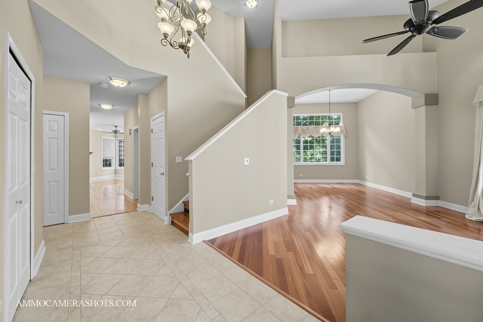 802 Willow Court, Itasca, IL 60143