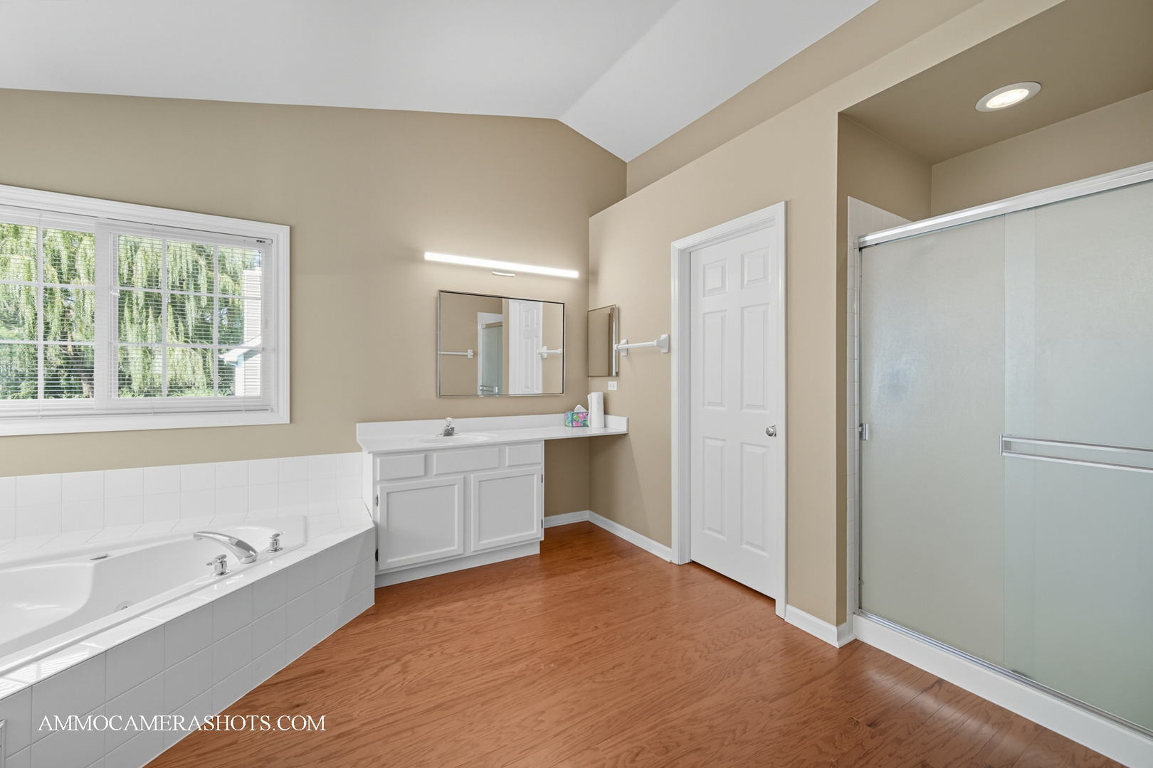 802 Willow Court, Itasca, IL 60143
