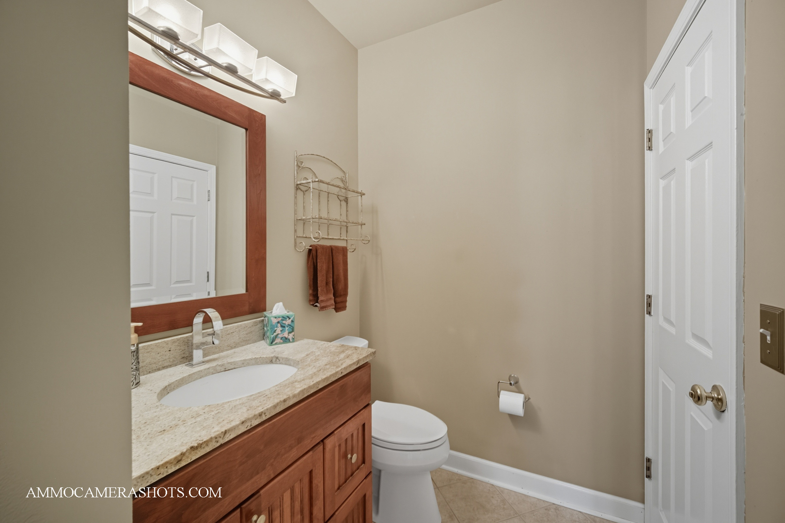 802 Willow Court, Itasca, IL 60143